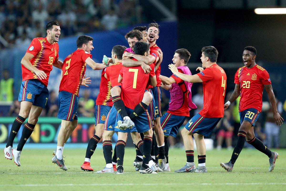 西班牙第三次夺欧洲杯欧冠（西班牙第二次获得欧洲杯冠军）