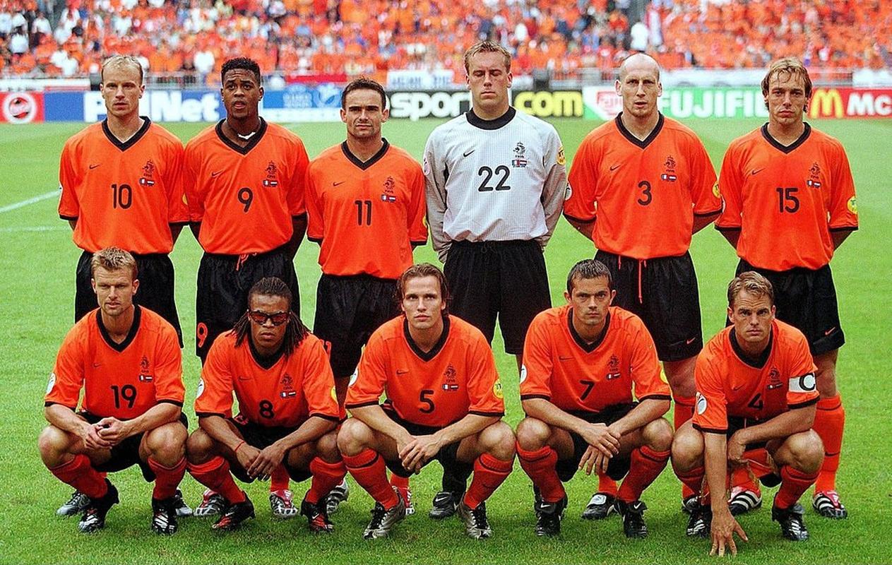荷兰队欧洲杯出现形式主义（欧洲杯荷兰被淘汰了）