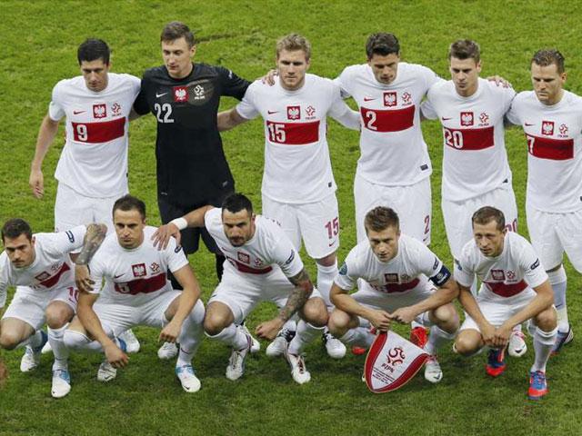 波兰俄罗斯欧洲杯附加赛（欧洲杯波兰队）